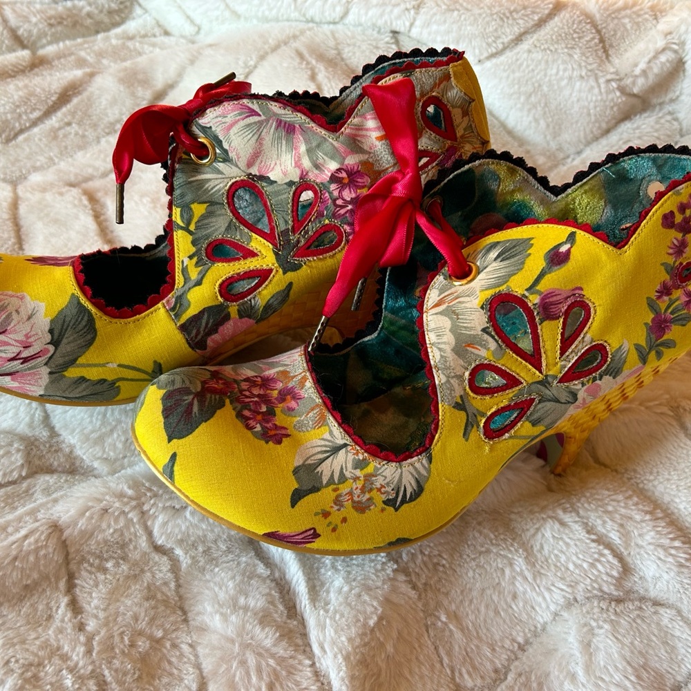 Irregular Choice 41/10 RARE